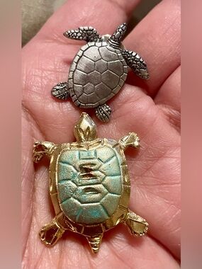 Vintage Turtle Brooches